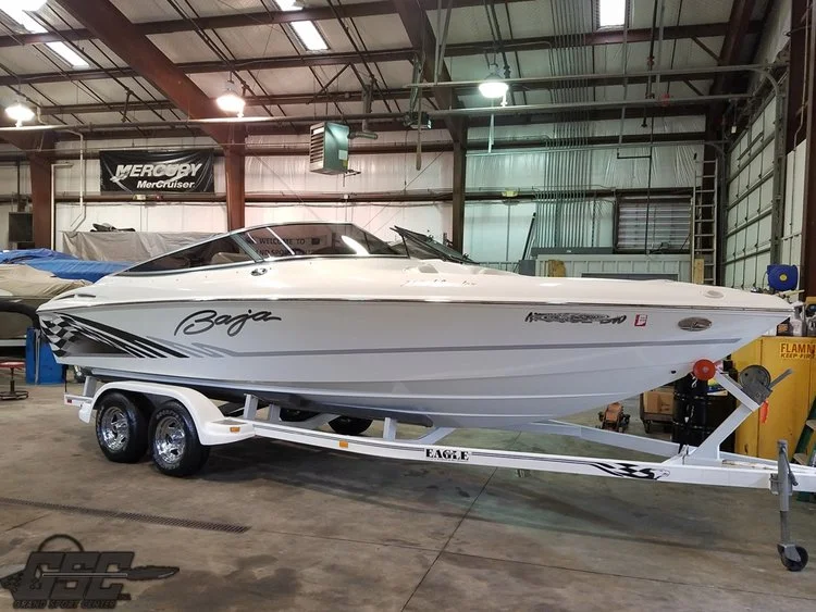 2000 Baja 232 Islander