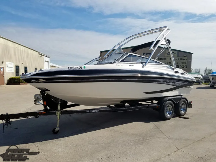 2009 Glastron 215 GLS