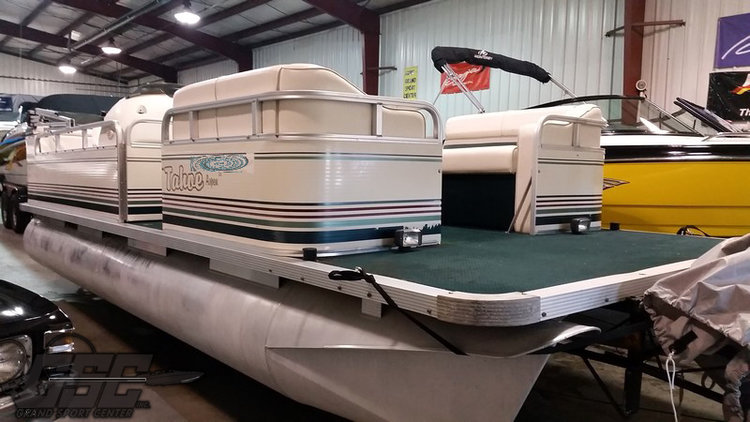 2001 20’ PLAYBOUY TAHOE ASPEN