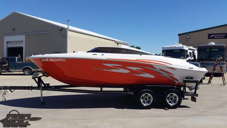 2008 FOUR WINNS 210 SS