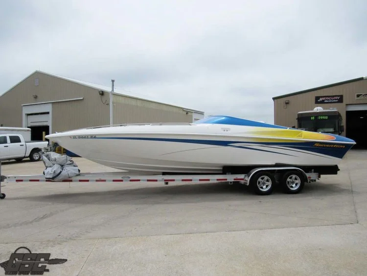 2004 SUNSATION 288 MID CABIN OPEN BOW