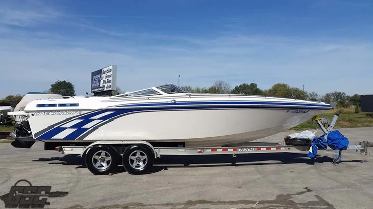 2004 CHECKMATE 270 MID CABIN OPEN BOW