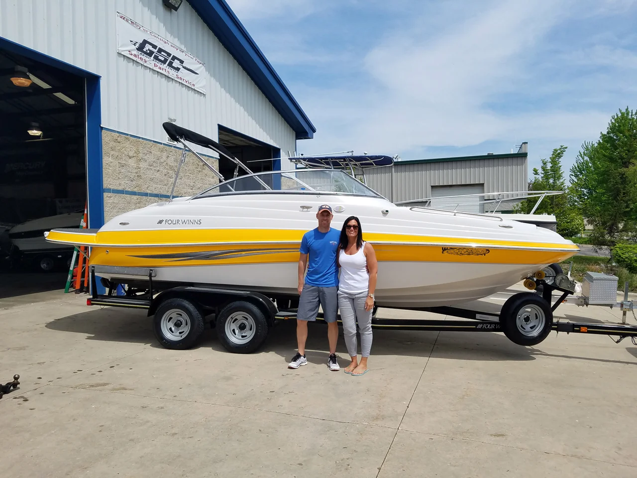 2008 Four Winns 224 Funship Deckboat