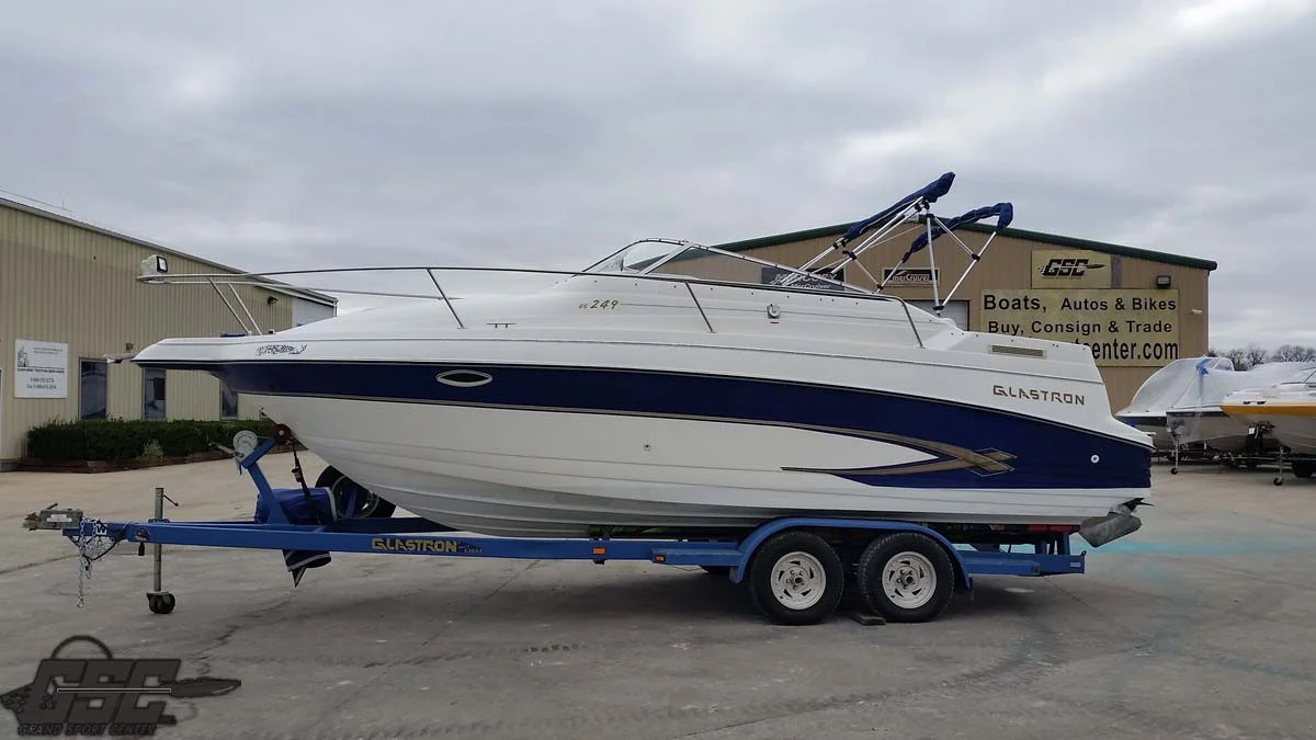 2000 Glastron GS249 Cruiser