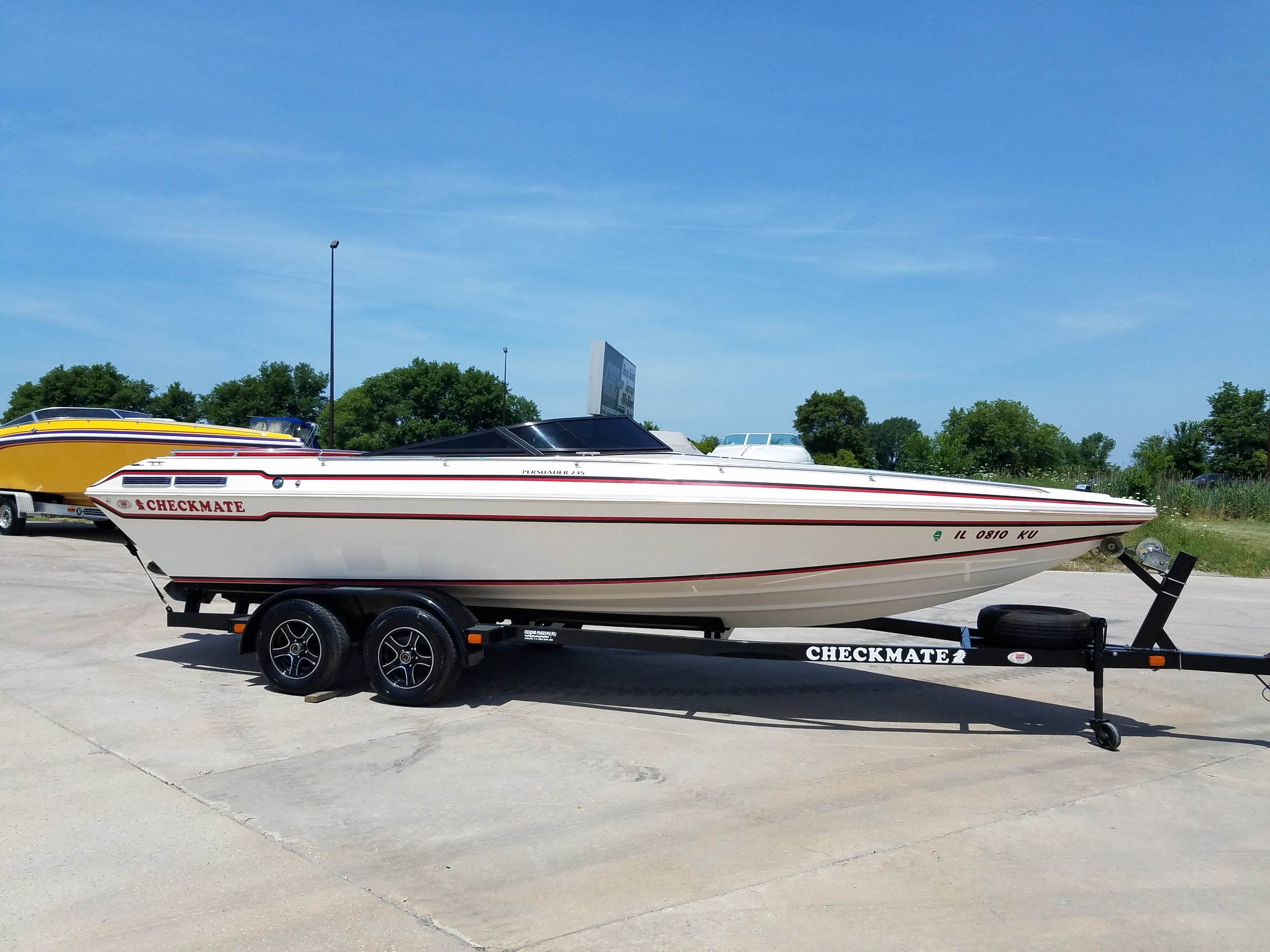 1992 CHECKMATE 235 PERSUADER