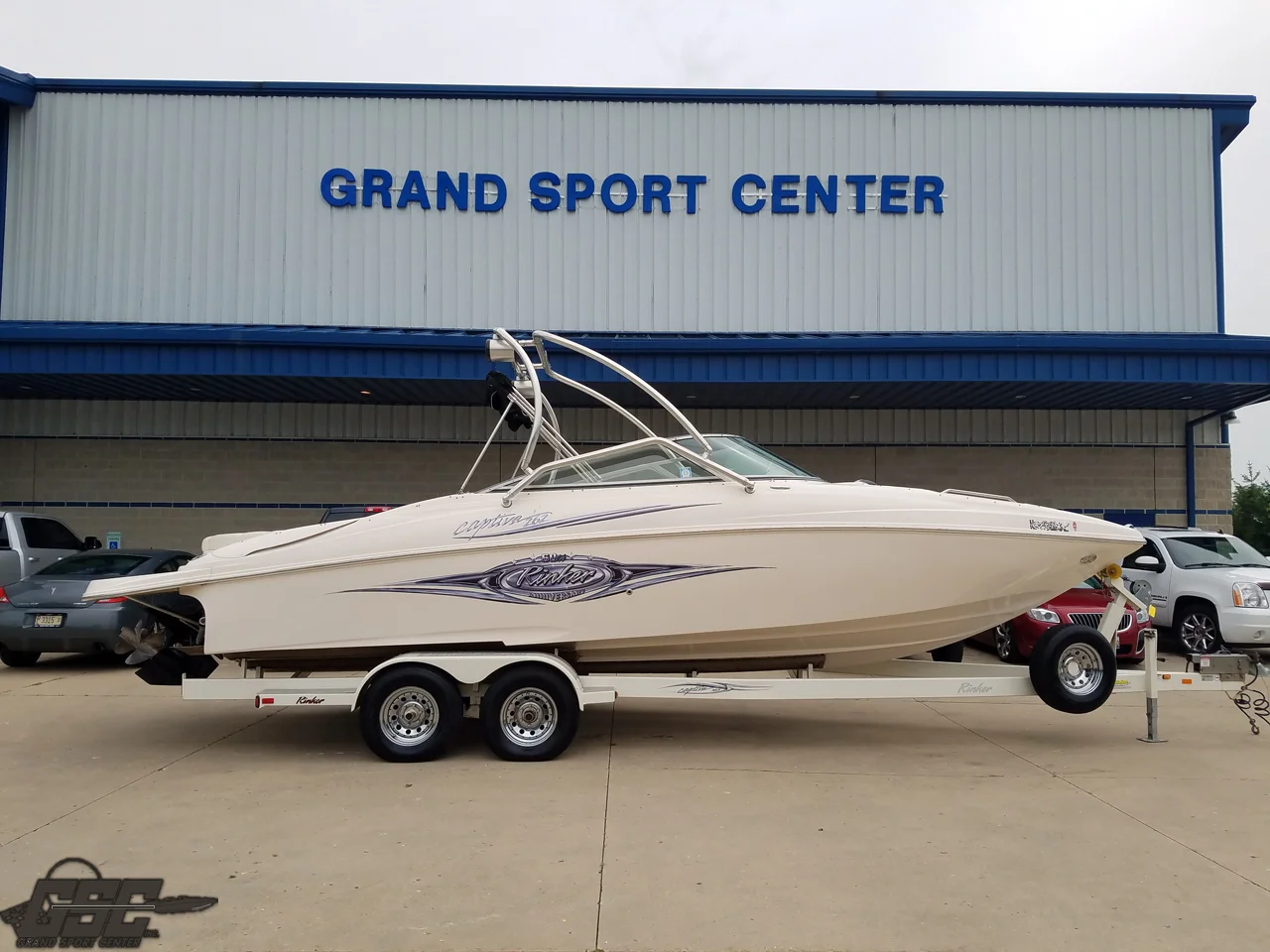 2005 Rinker 262 Captiva Bowrider
