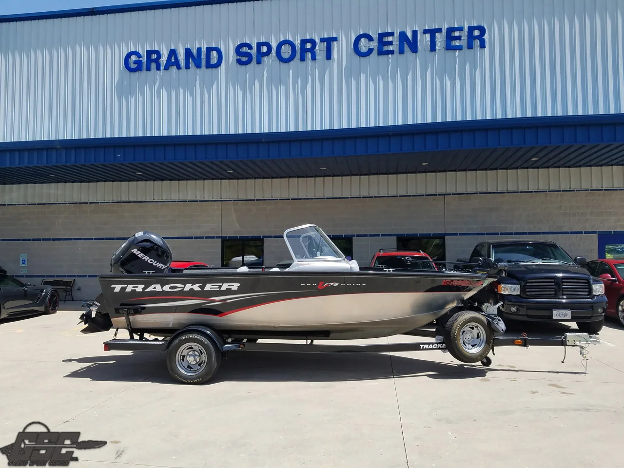 2012 Tracker ProGuide V175