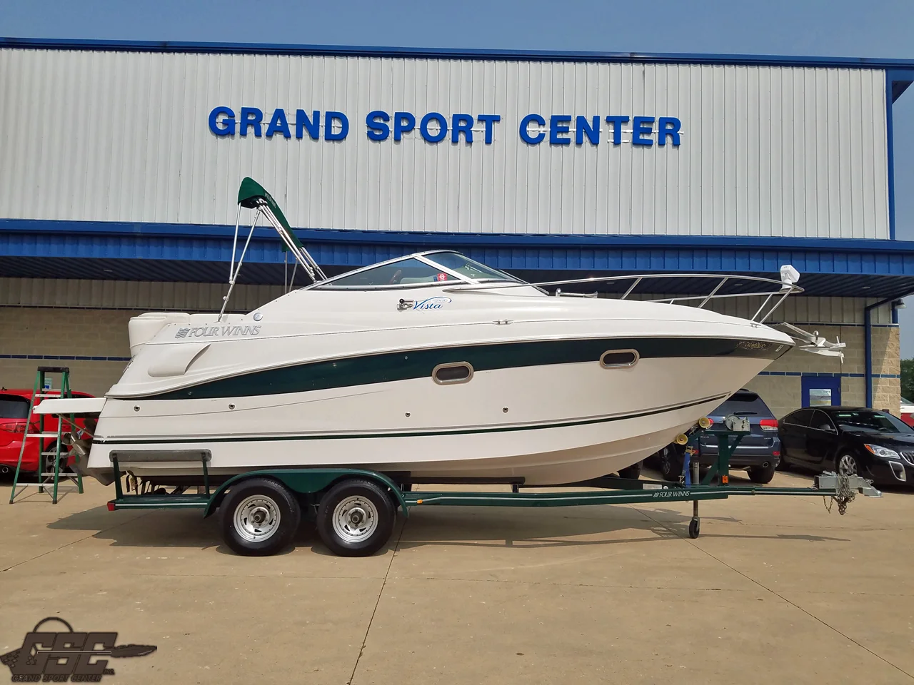 2004 Four Winns 248 Vista Cruiser