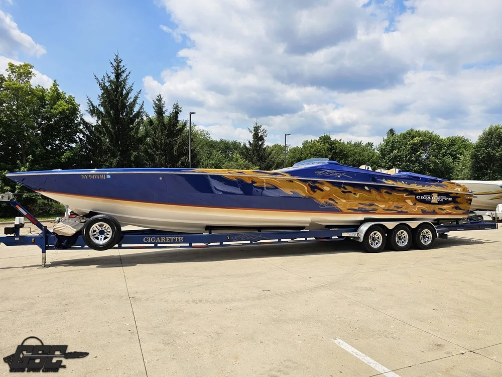 cigarette 42x Featured Boat: 2006 2009 Cigarette 42X Lipship Edition