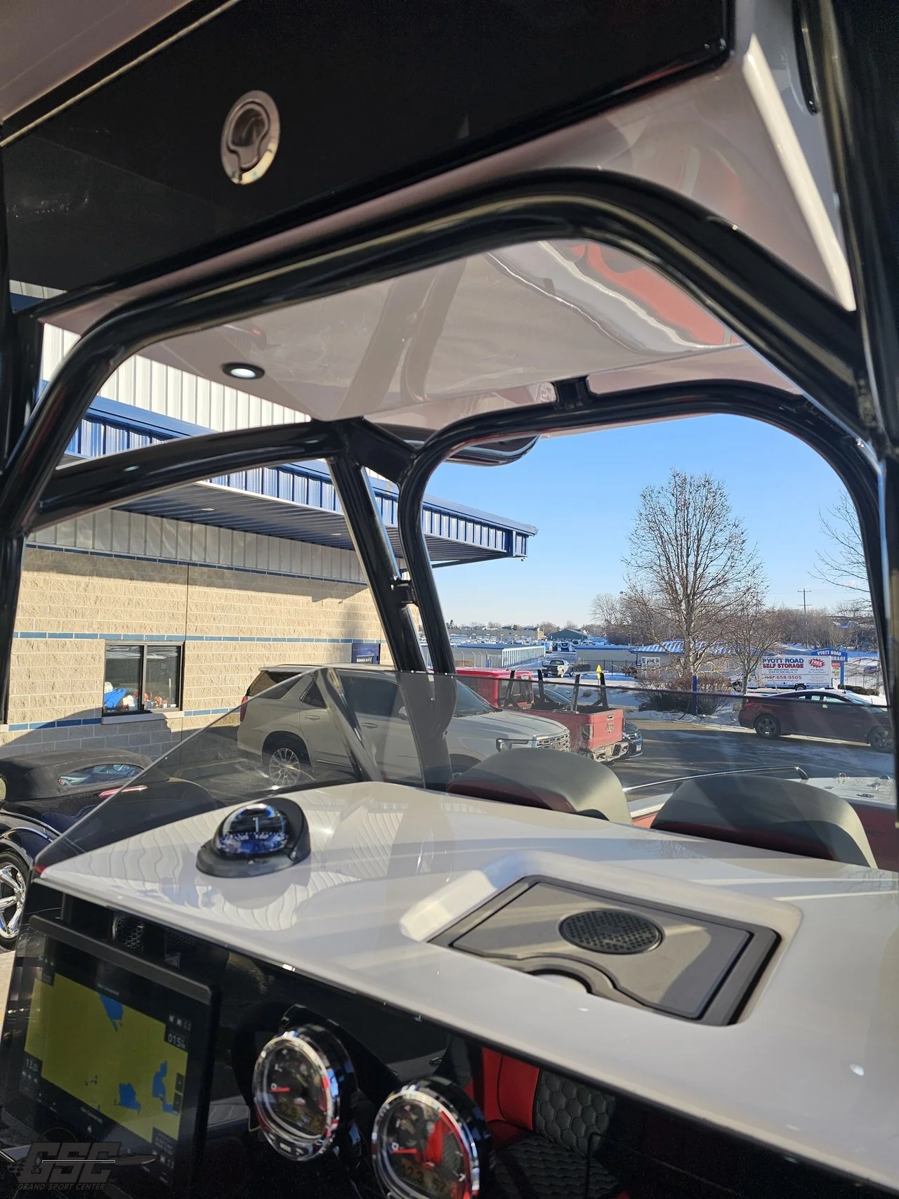 2025 Concept 27CC (81).jpg