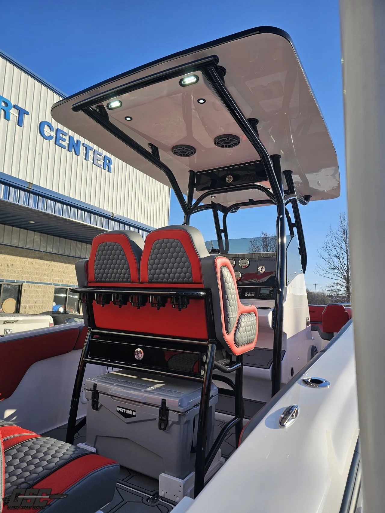 2025 Concept 27CC (43).jpg