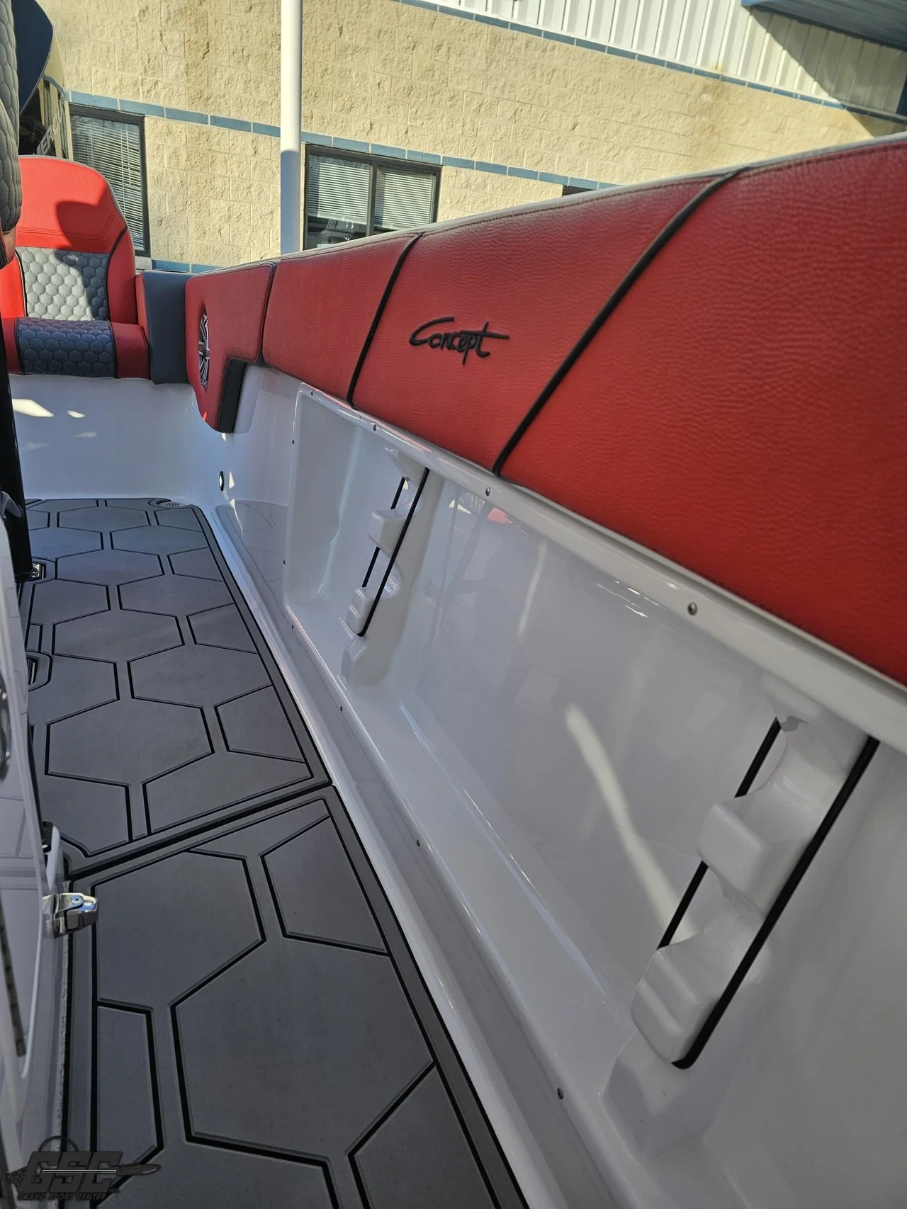 2025 Concept 27CC (117).jpg