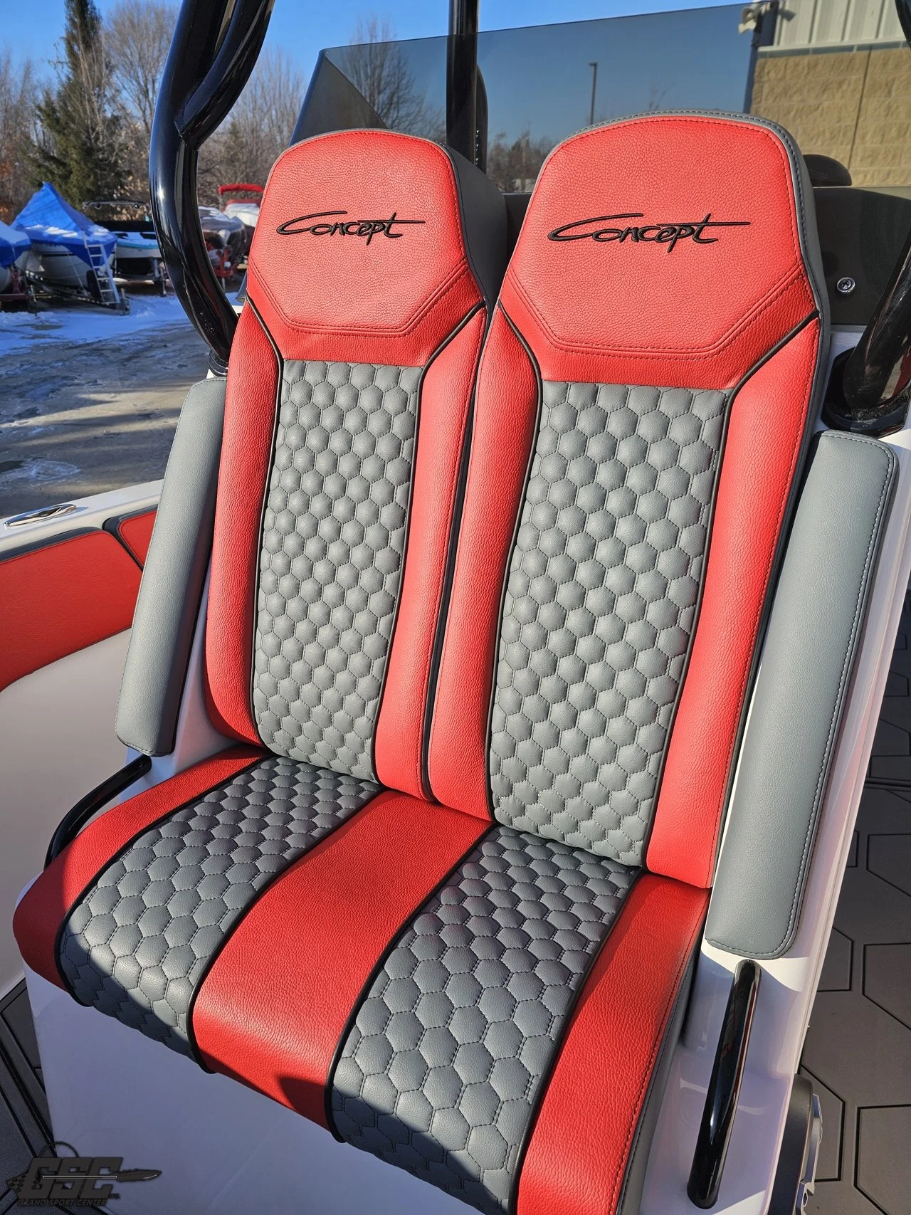 2025 Concept 27CC (110).jpg