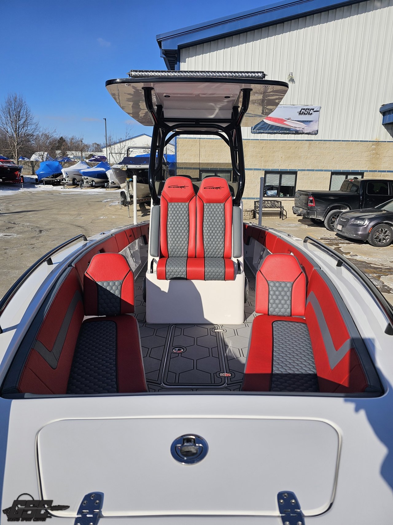 2025 Concept 27CC (15).jpg