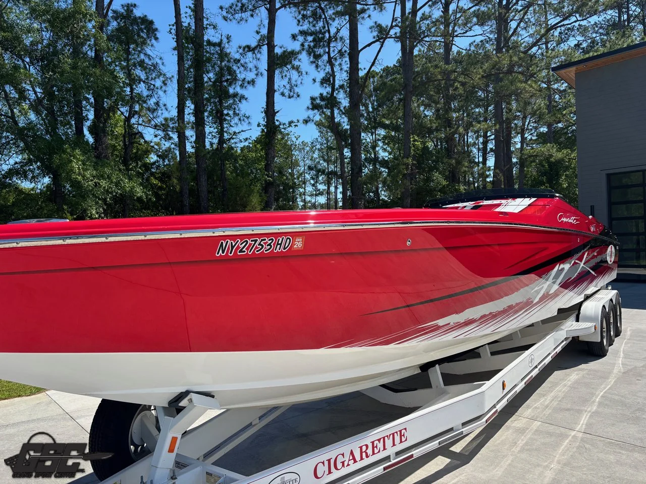 2011 Cigarette 42X - 003.jpg