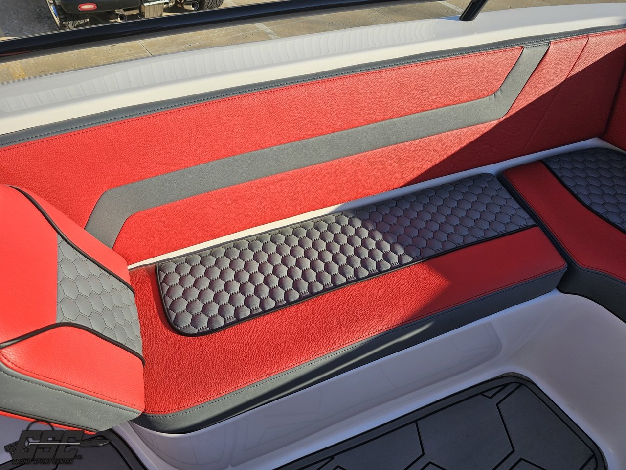 2025 Concept 27CC (96).jpg