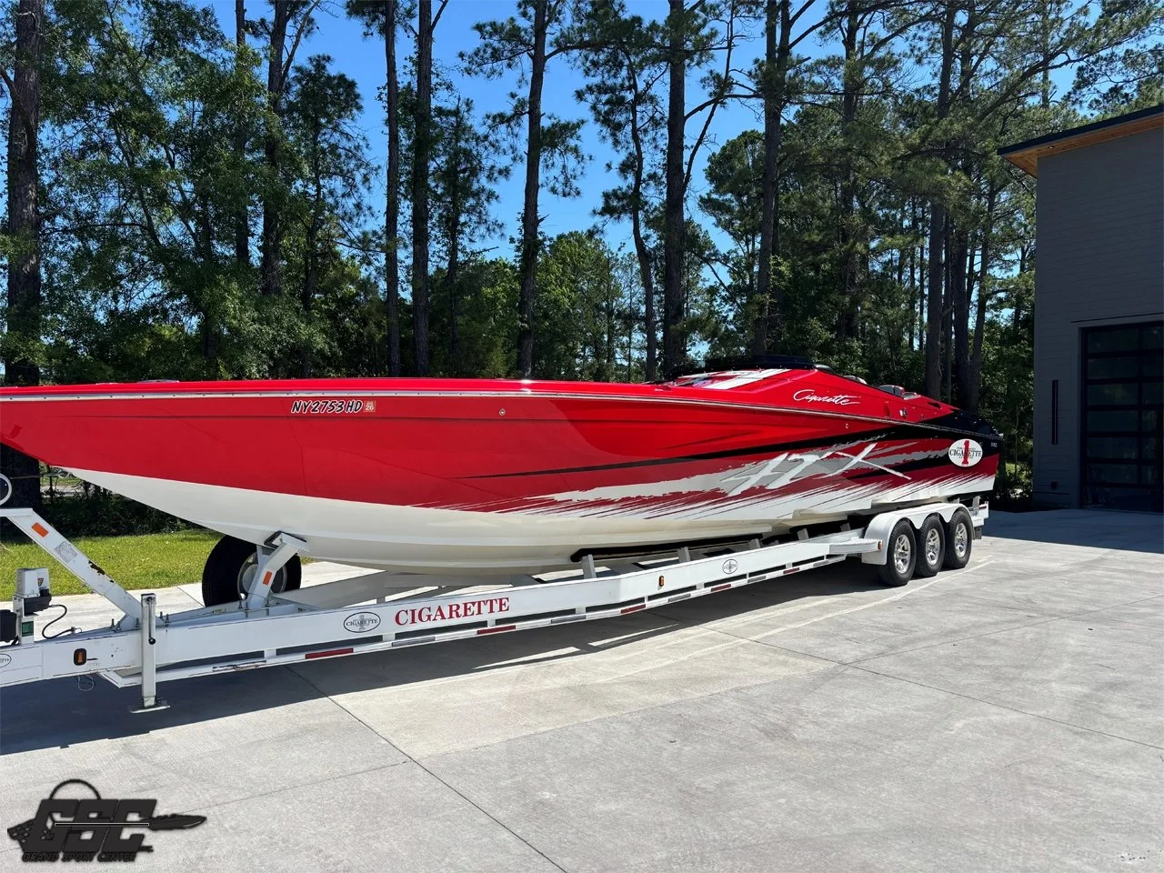 2011 Cigarette 42X - 002.jpg