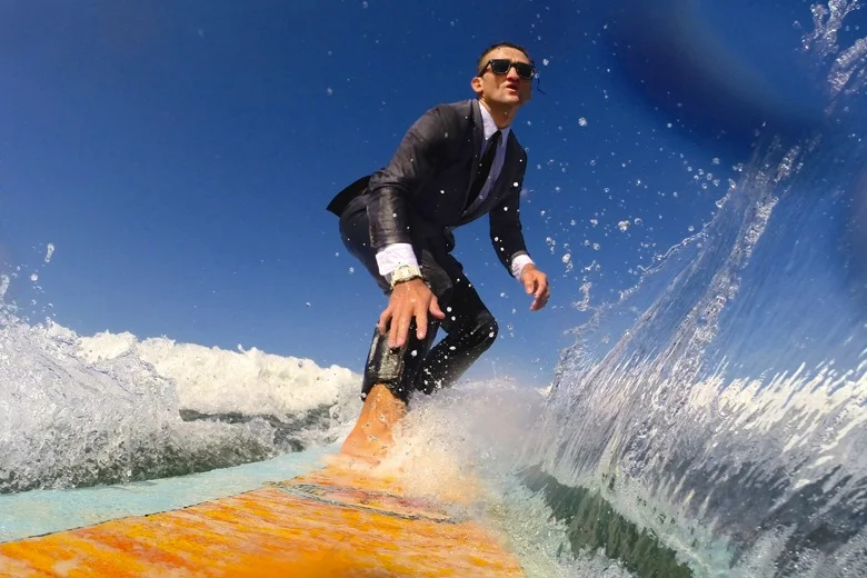 Suit Up :: 17 Tips For Stylish Travel