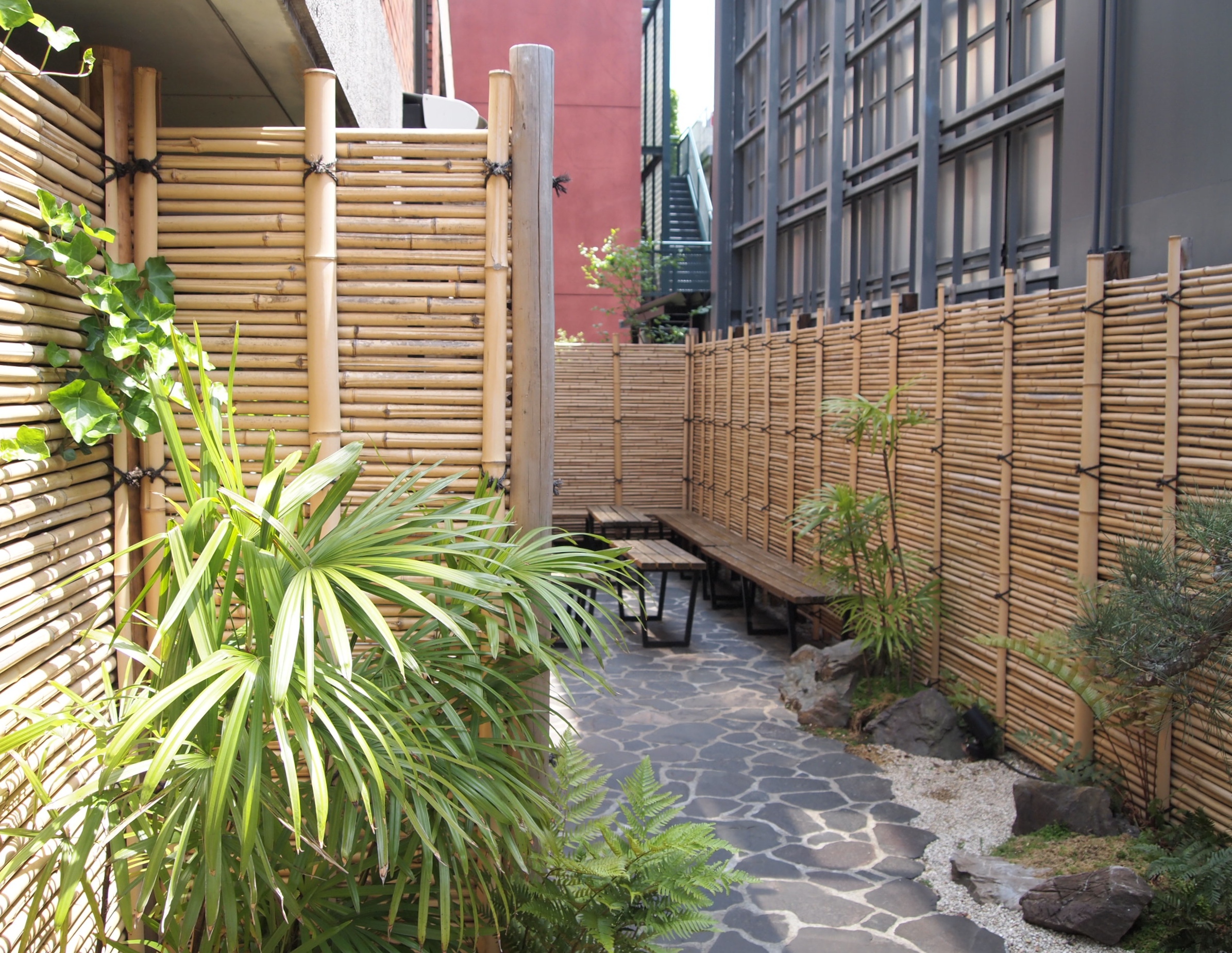 outdoorcafekitsunetokyo