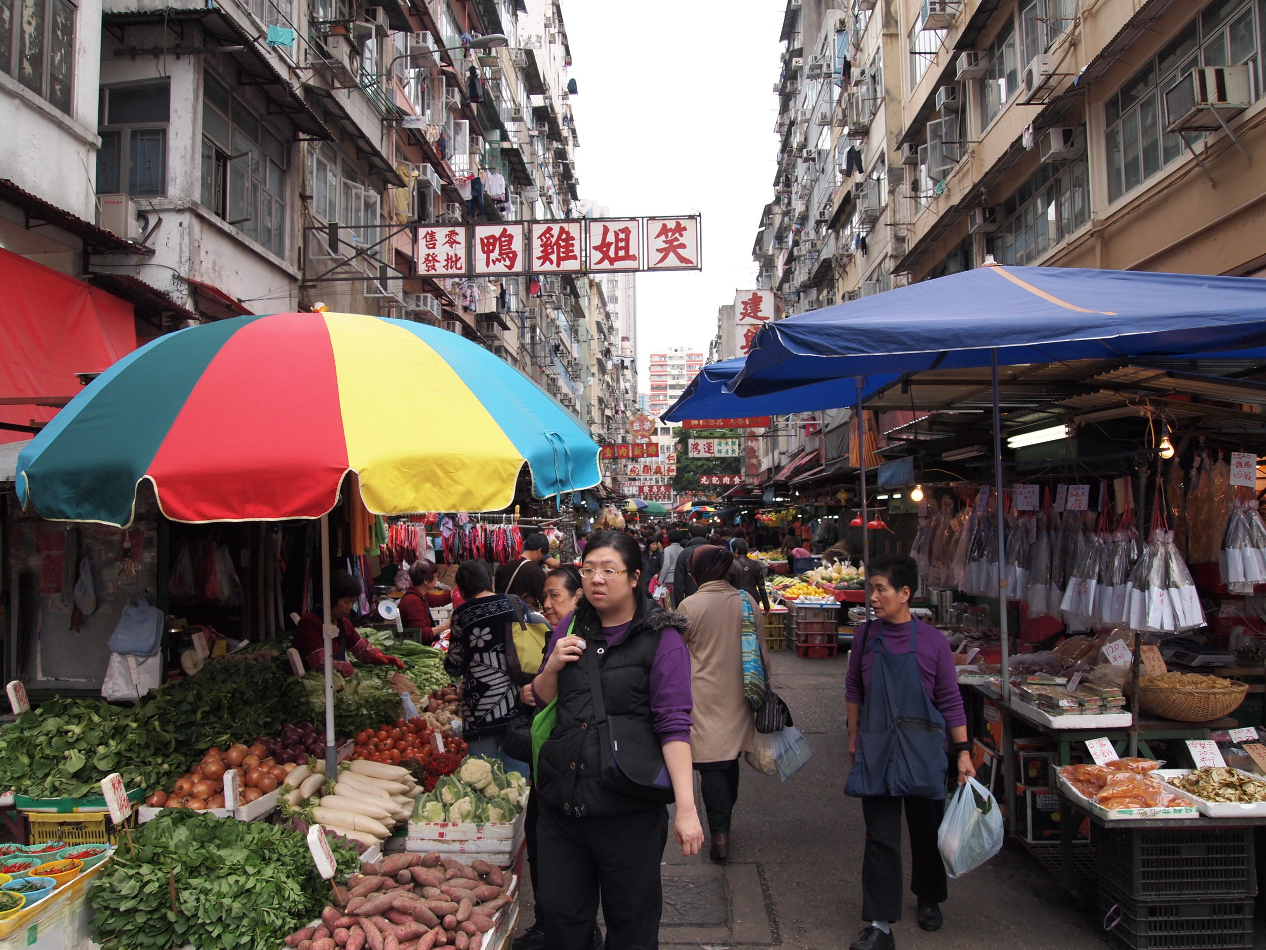  Hong Kong. Hitting as many restaurants, food stalls and sights as I can see in&nbsp; 48 hours .&nbsp; 