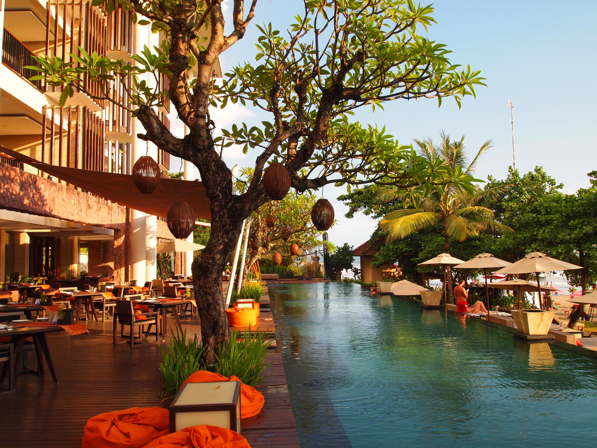  Bali. Scoping out the  best beach hotels in Bali . Pictured here, one of my beachside&nbsp;stays, the&nbsp;Anantara Hotel Seminyak.&nbsp; 