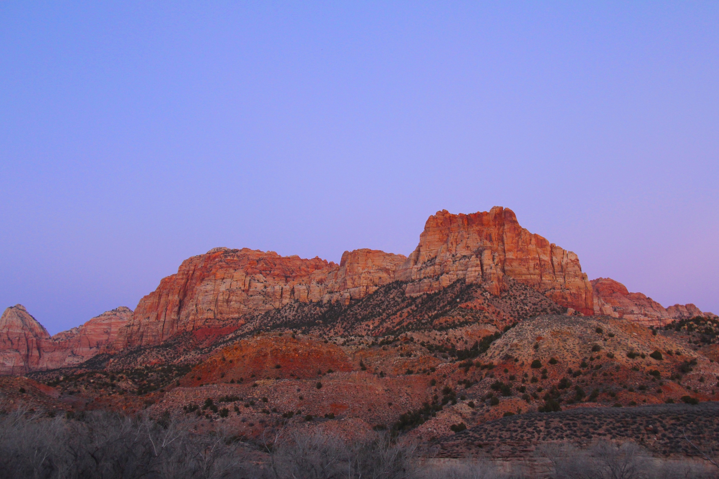  Dusk turns Zion National Park into a purple-hued paradise. Talk about mood lighting.&nbsp; 