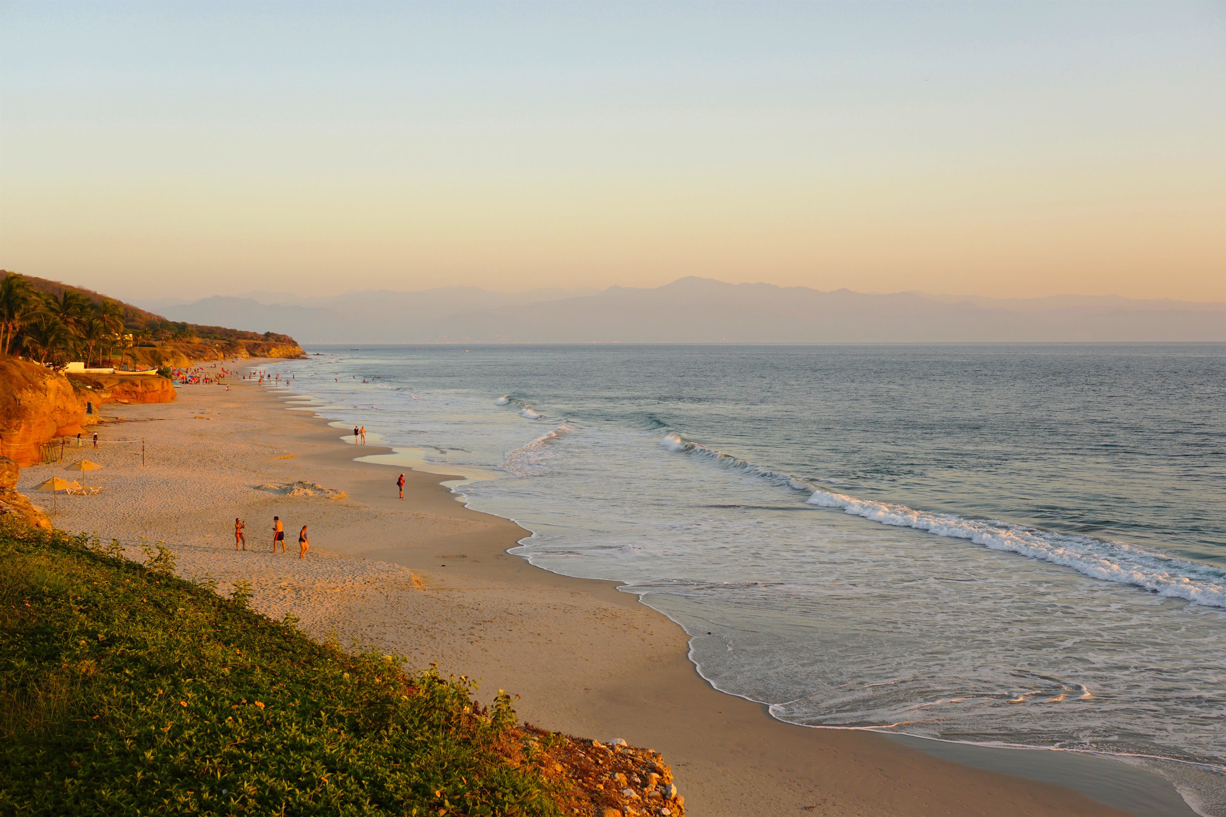 View over Playa Las Destiladeras, a gorgeous, mile-long swath of sand that's perfect for walking, or running after your toddler. Blue Styler was SO elated be playing at la playa , he spontaneously broke out in song {Jingle Bells, btw} every day his feet touched the sand.