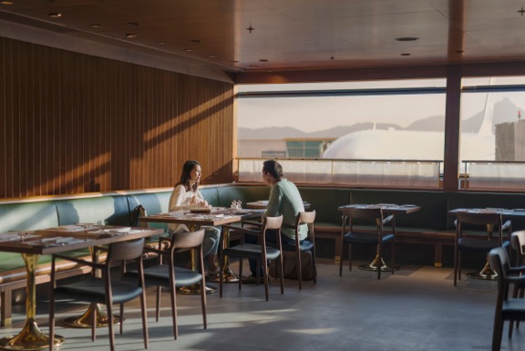 One of my favorite features about The Pier, First is The Dining Room, a chic-come-comfortable eatery with made-to-order dishes. Dressed in walnut, green leather and brass, I half expected to spot Don Draper dining with his ad exec friends, but sadly…