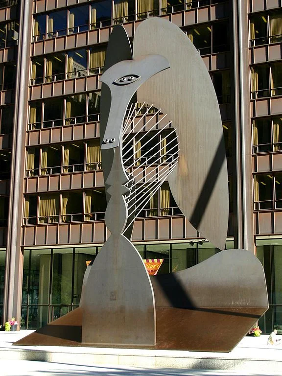 The Picasso statue in Chicago's Daley Plaza, referred to as "the dog statue" in the story. Photo by J. Crocker, via Wikimedia Commons .