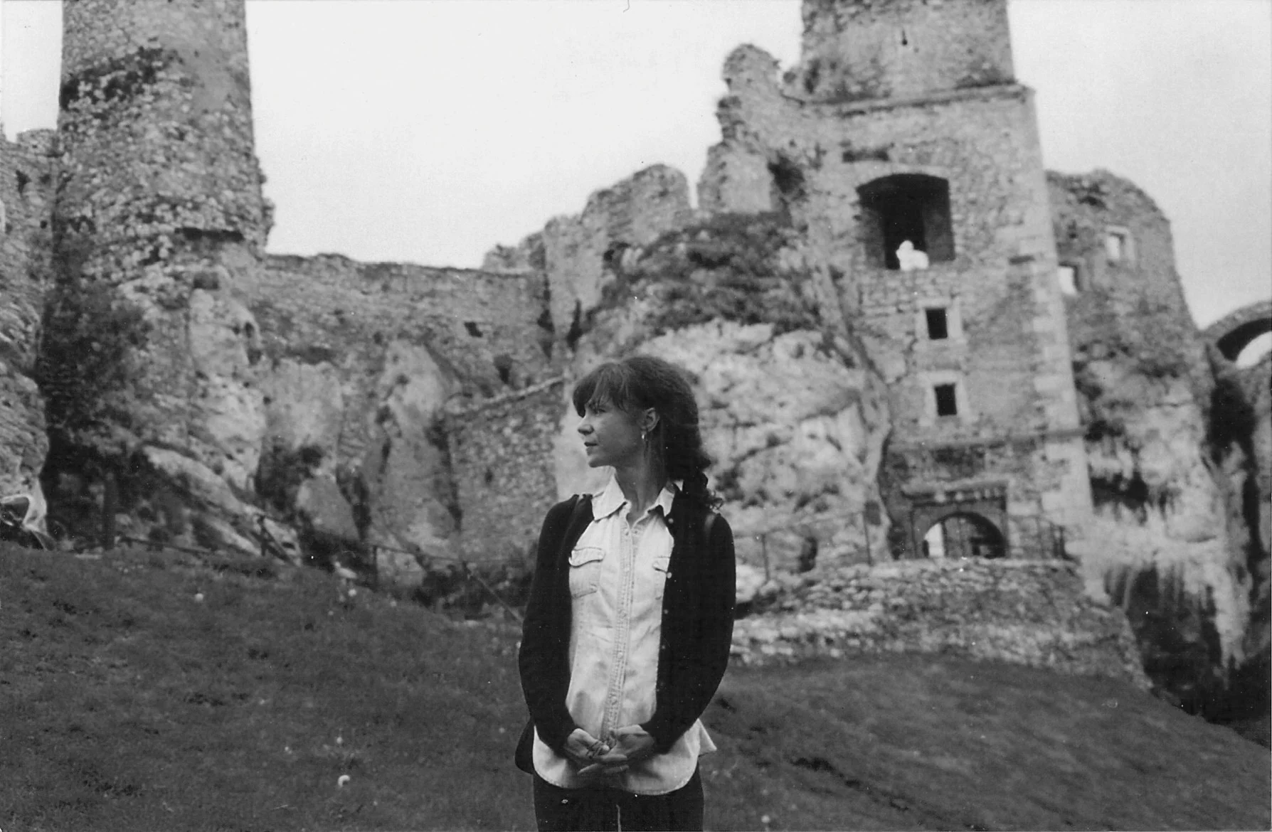 Cecilia@PolishCastle+3.jpg