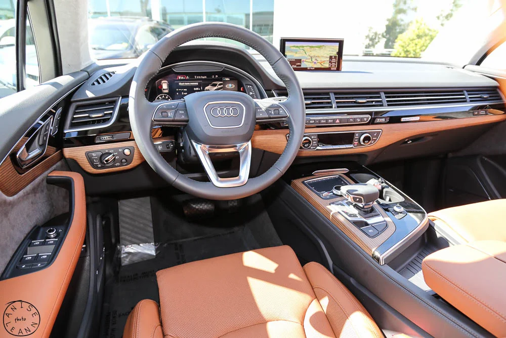 GORGEOUS Drivers View of Interior