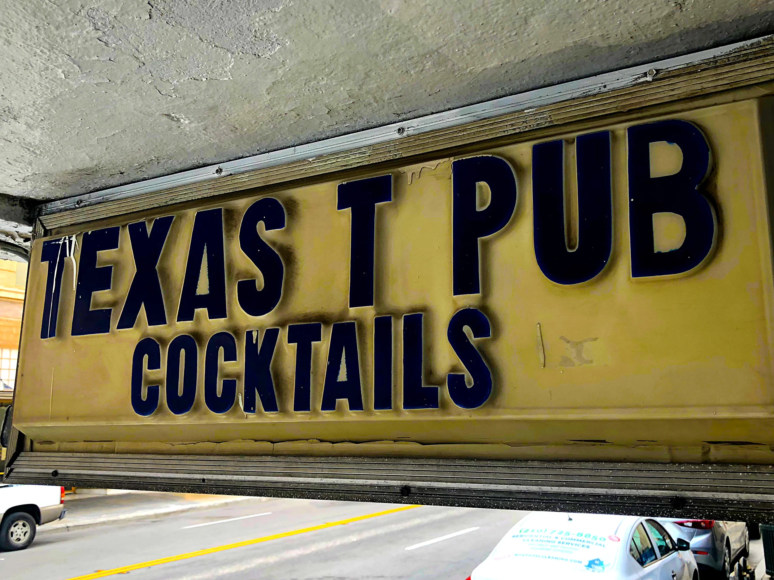 Texas Pub.jpg