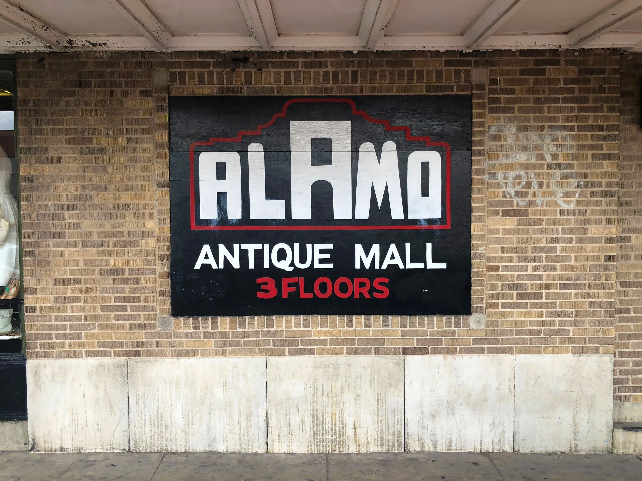 Alamo mall.jpg
