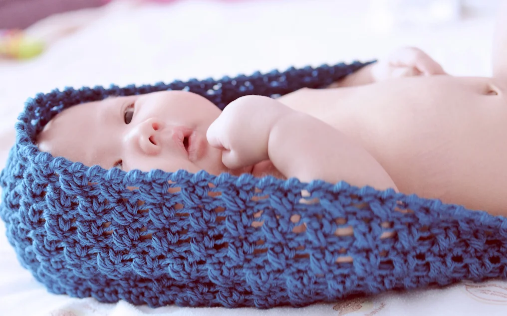 baby in wrap Newborn photoshoot Bokelicious Photography