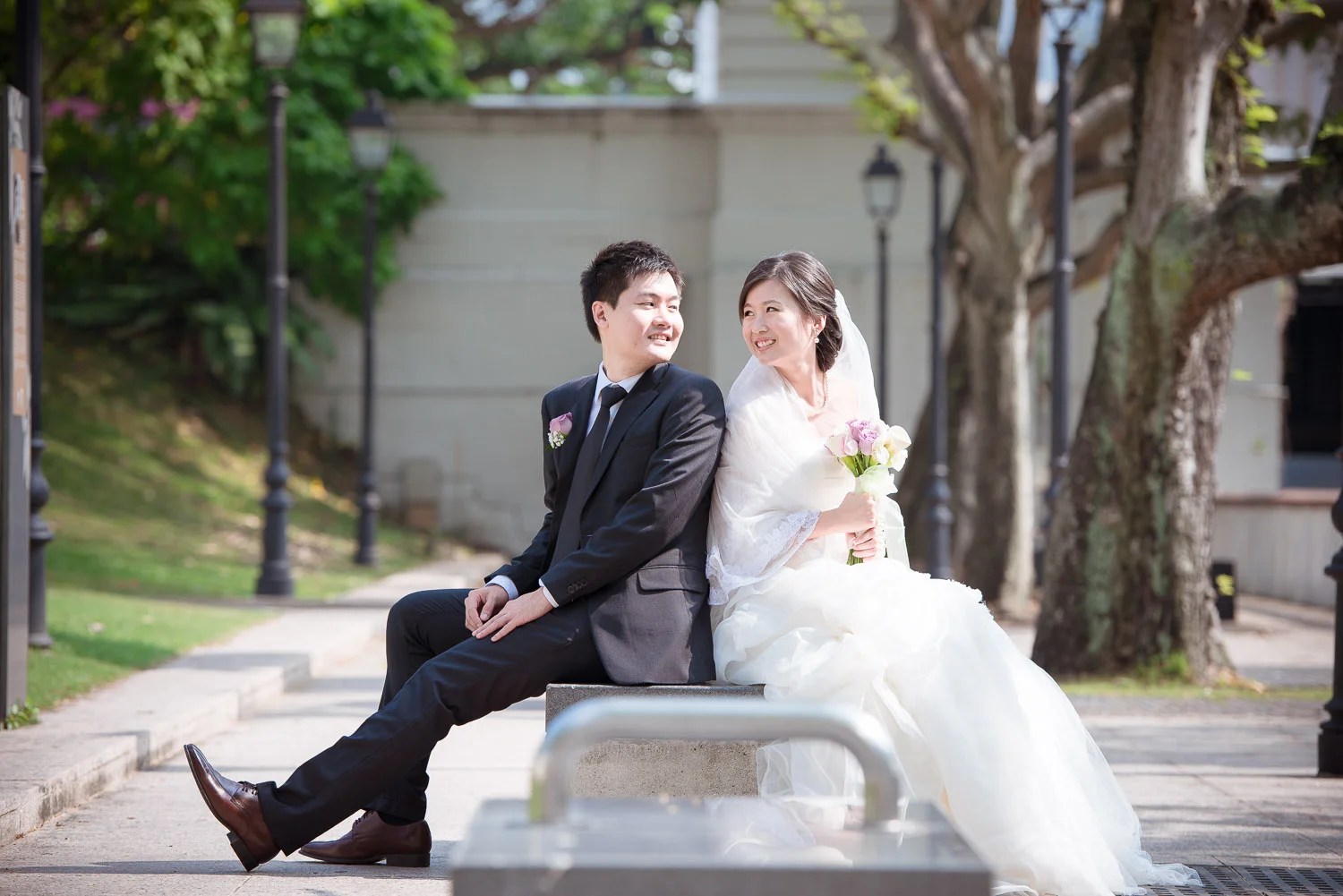 Wedding photo at Singapore river