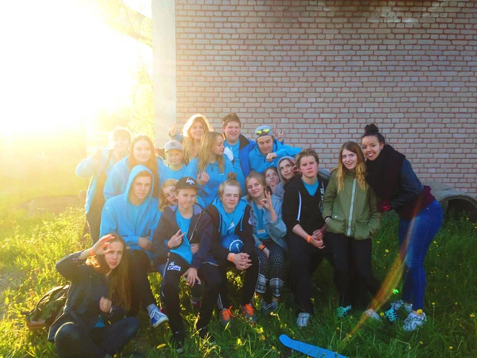Bild på en del av ungdomarna som jobbade som funktionärer under #inspNorberg