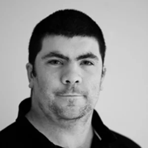 Headshot (300px72dpi).jpg