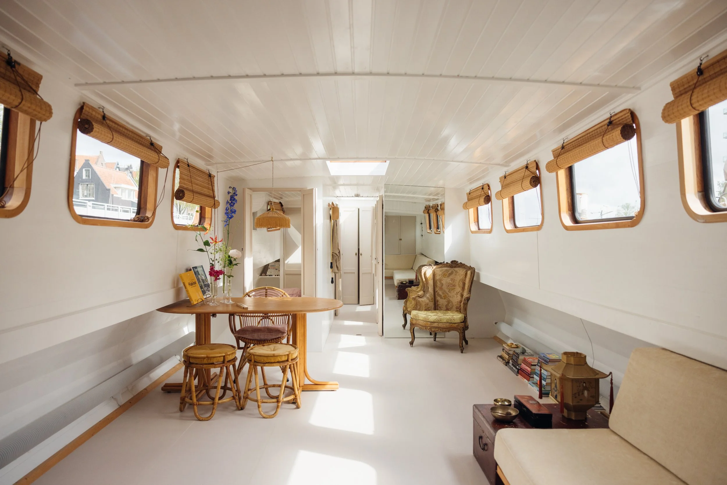 DUTCH BARGE CONVERSION