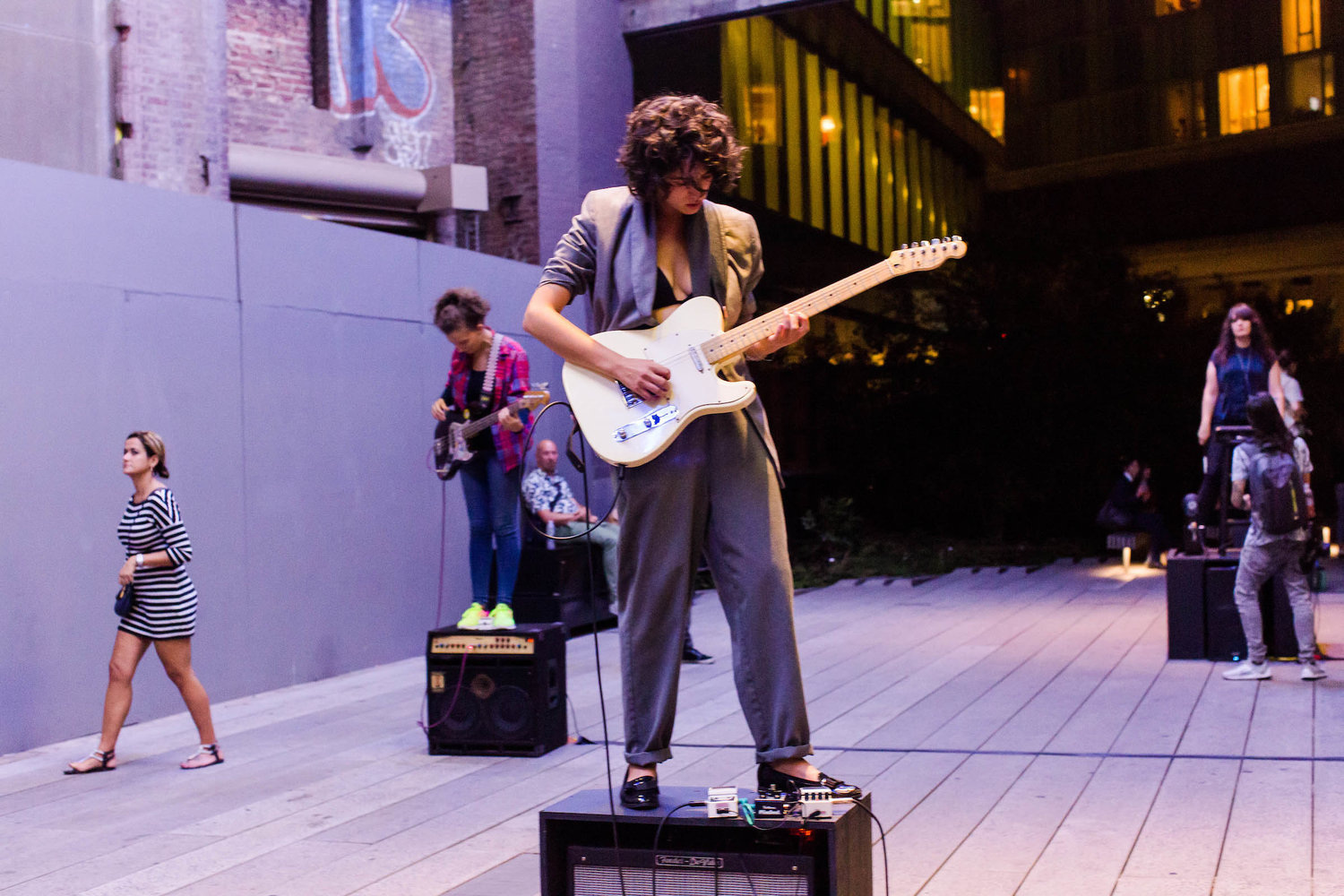 Composition 20, 2016 Performance with 20 musicians, 20 amplifiers, and 3 songs. Curated by Cecilia Alemani and presented by High Line Art. Photo Credit: Liz Ligon