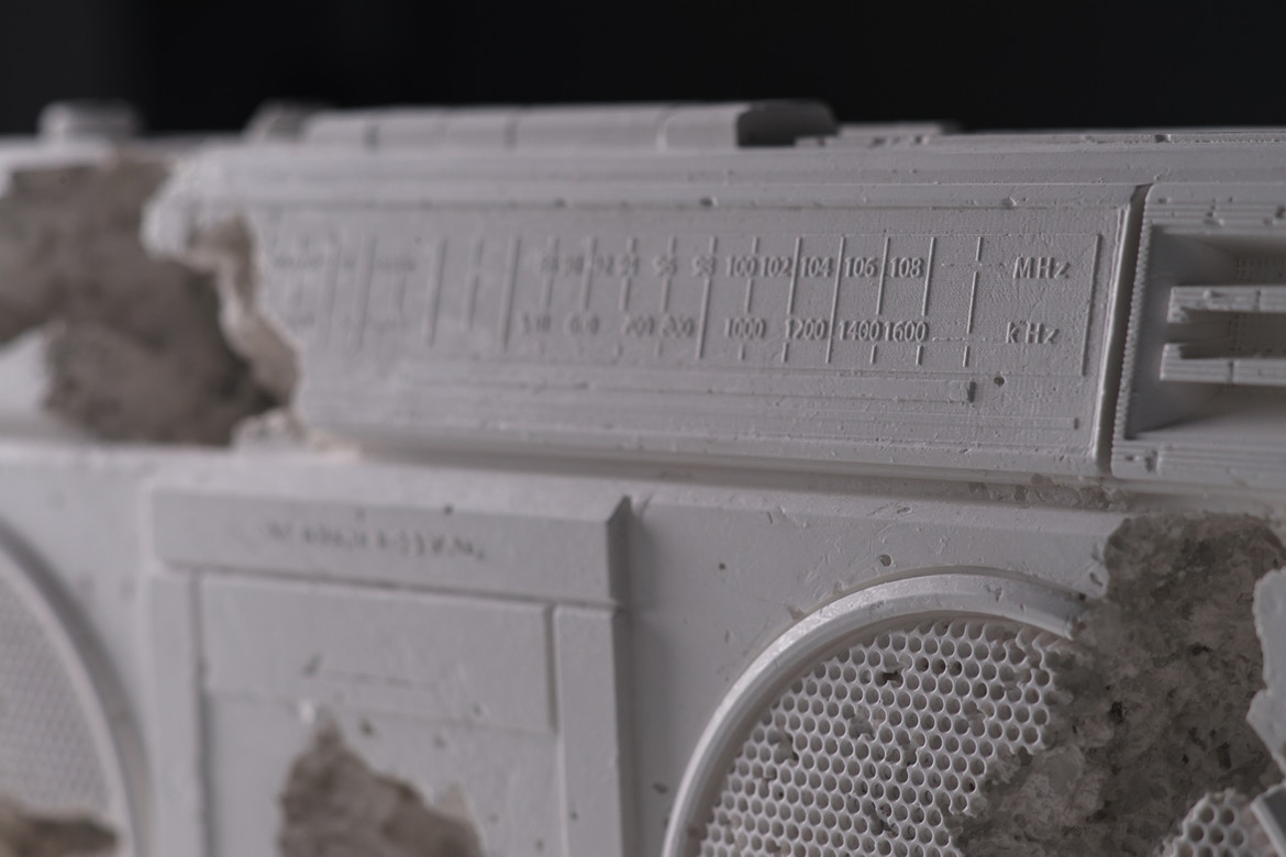 http---hypebeast.com-image-2017-09-daniel-arsham-future-relic-08-exclusive-3.jpg
