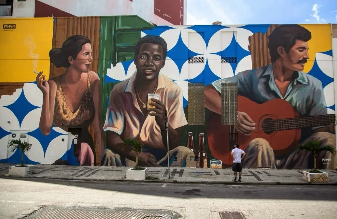 New mural by @iganagrellet in Rio de Janeiro

📷 @henriquealqualo 

#mow #musiconwalls #iganagrellet