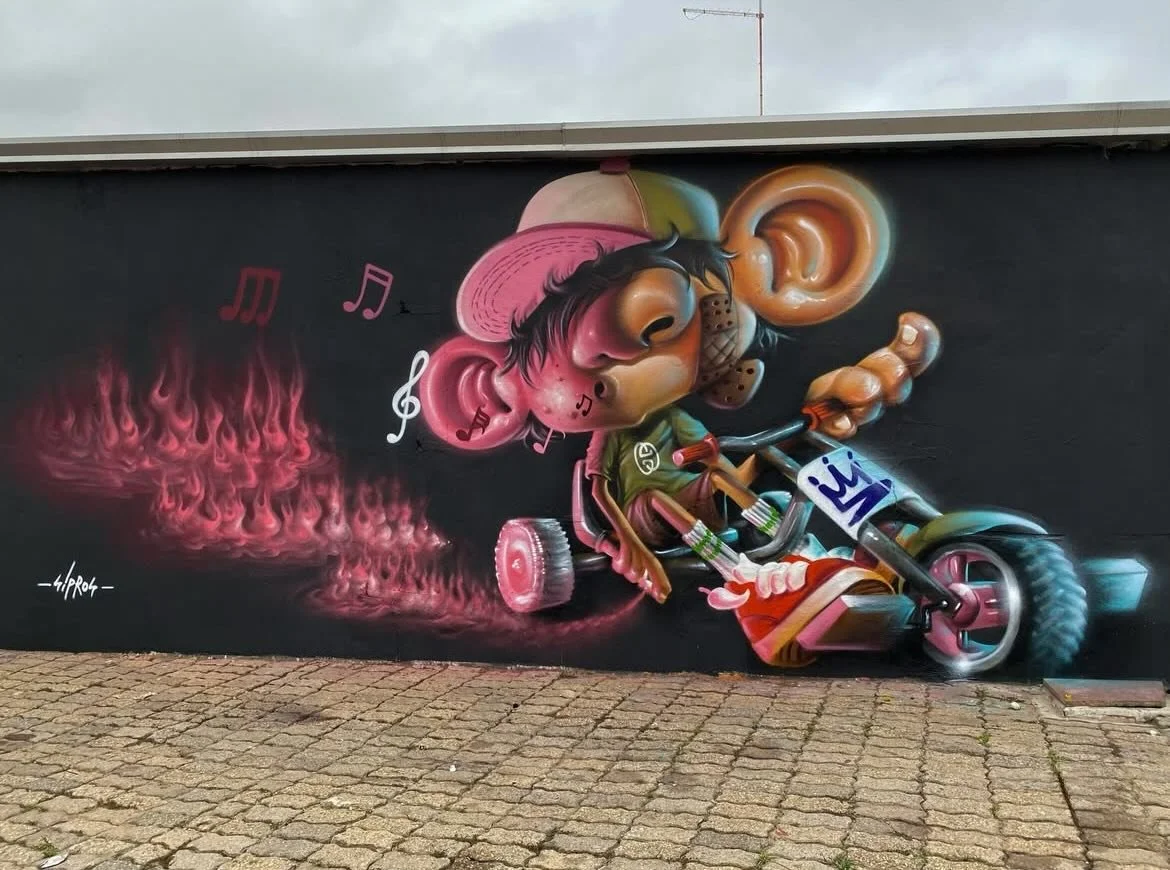 New mural by @sipros_sipros🎶

#mow #musiconwalls #sipros_sipros