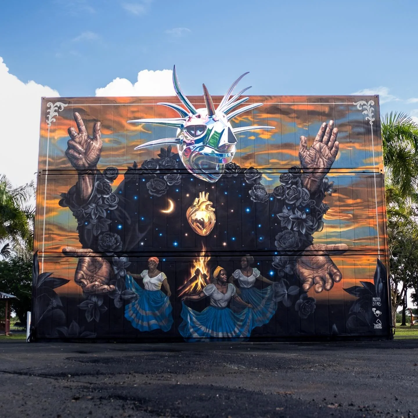 &laquo;&nbsp;Hijos del Caribe&nbsp;&raquo; Mural by @zayasart @alexis_diaz and @bikismo for Color Caribe Festival, Dorado, Puerto Rico.

Hijos del Caribe is a collaborative mural that explores Caribbean identity as a network of cultural connections t