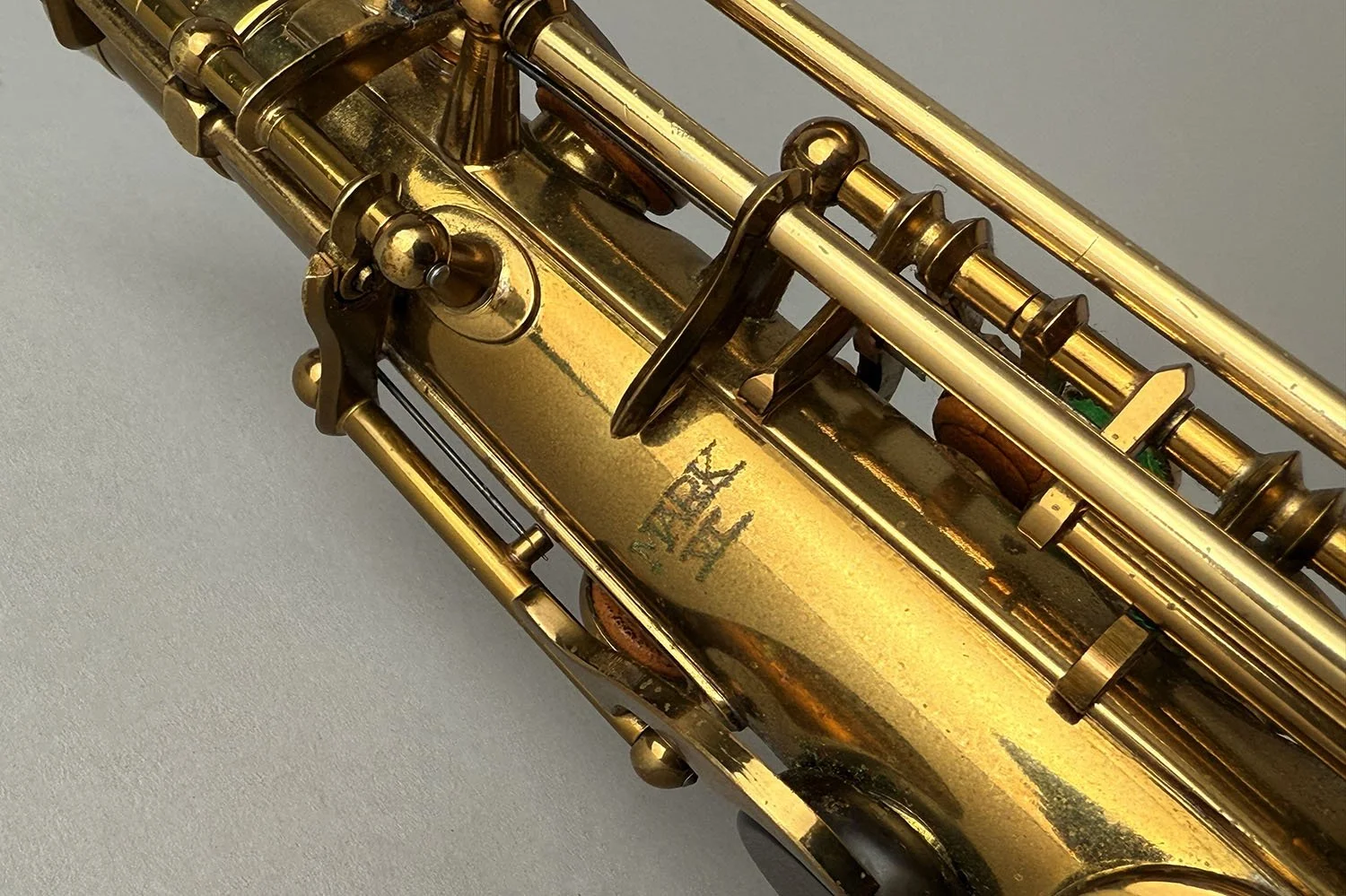 Selmer-Mark-VI-Alto_60xxx_BarnardRepair_19.jpeg