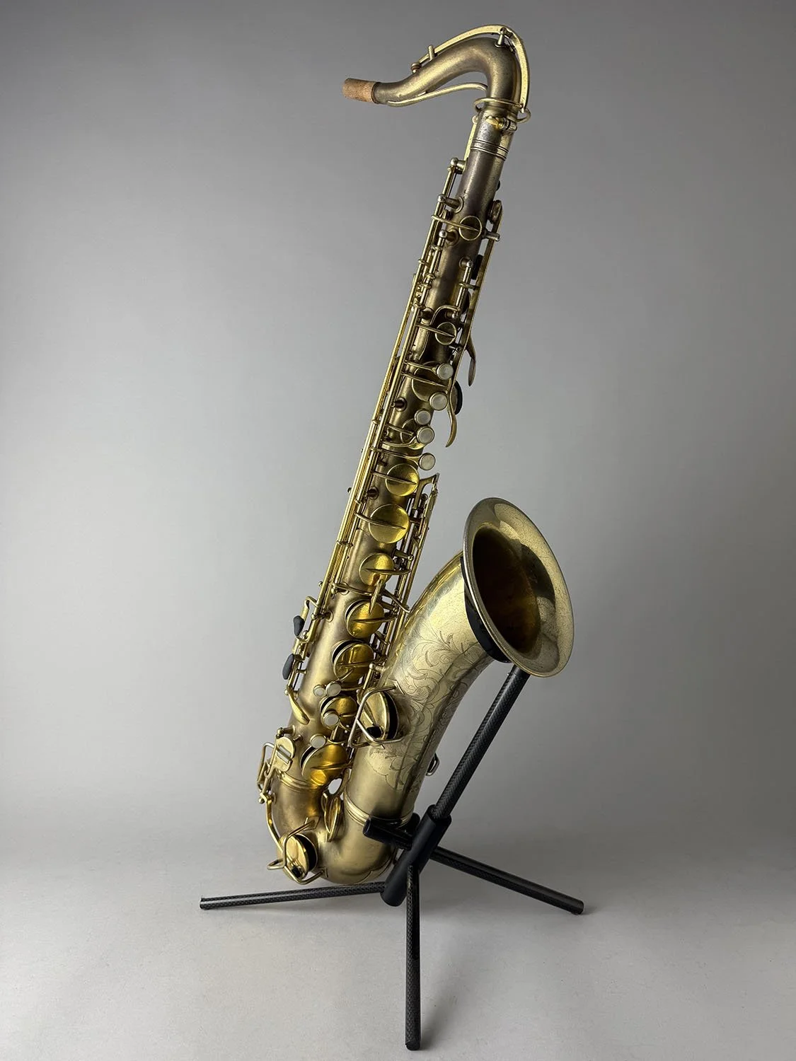 Conn-New-Wonder-Series-II-Chu-Berry-Tenor_178xxx_BarnardRepair_02.jpeg