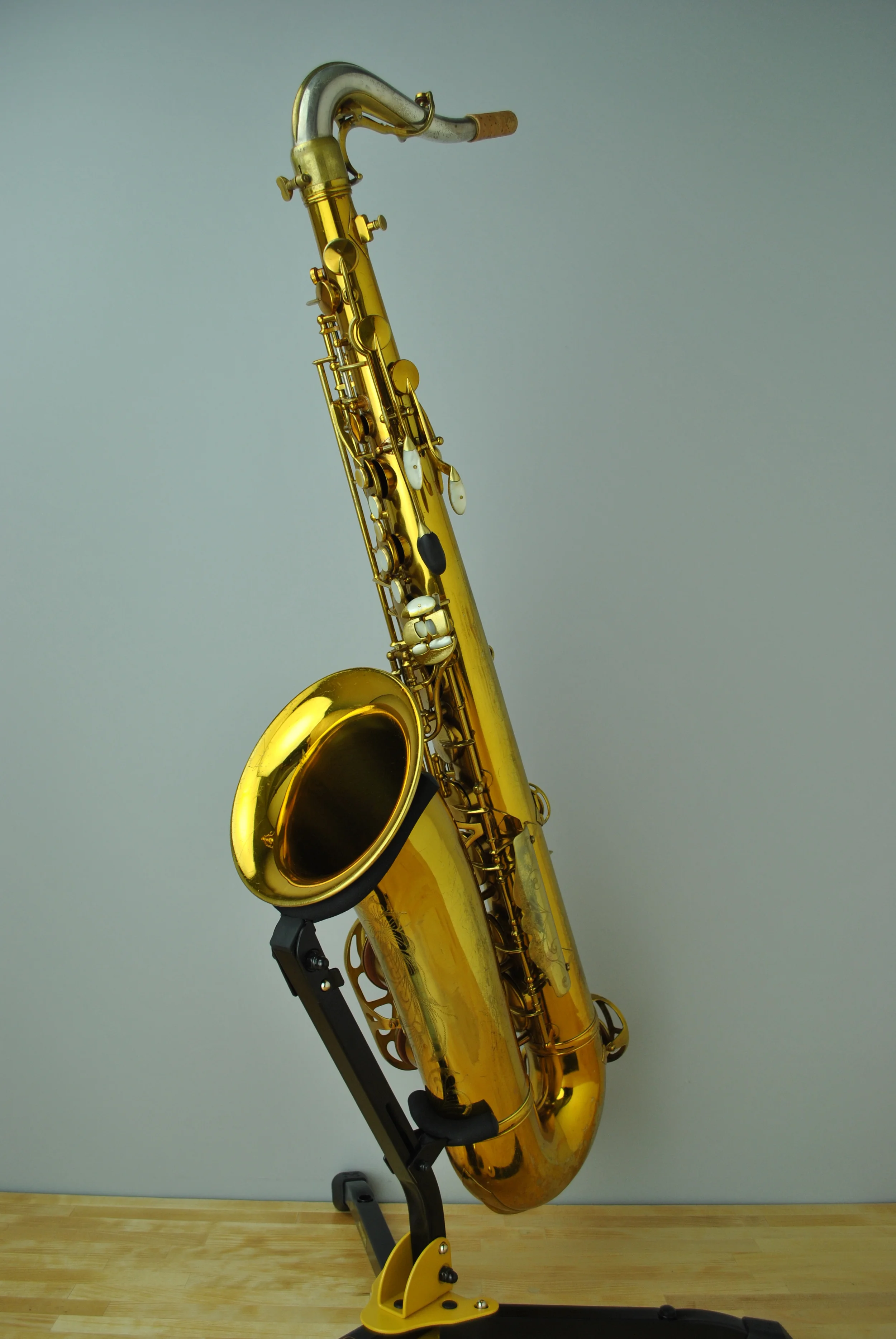 King-Super20_Tenor_320xxx_BarnardRepair_04.JPG