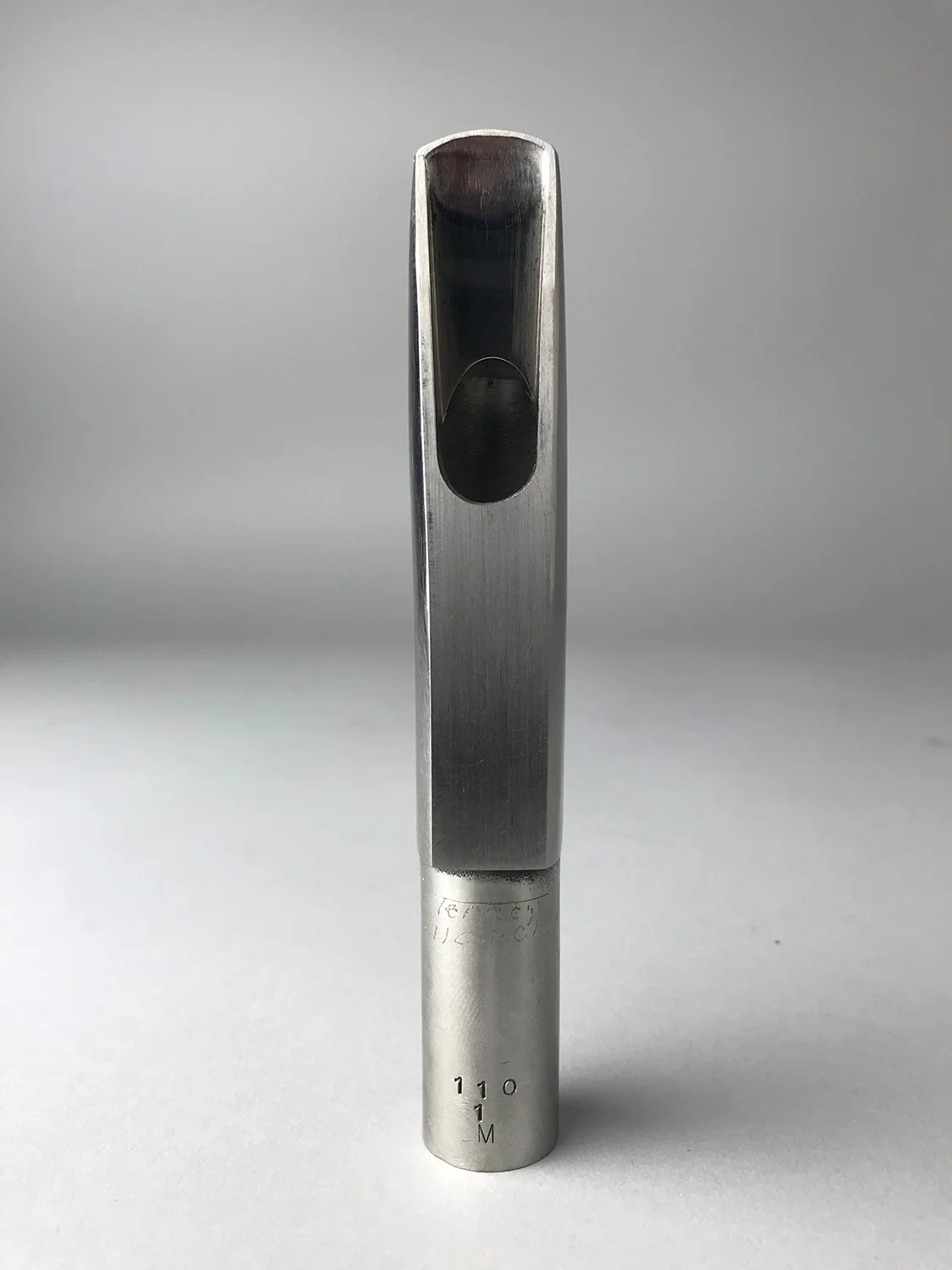 Berg_Larsen_Tenney_110-1-CF Baritone Sax_BarnardRepair_03.jpg
