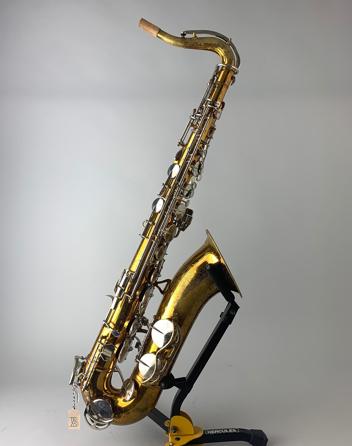 King-Zephyr-Tenor-Saxophone-437xxx_BarnardRepair_01.jpg