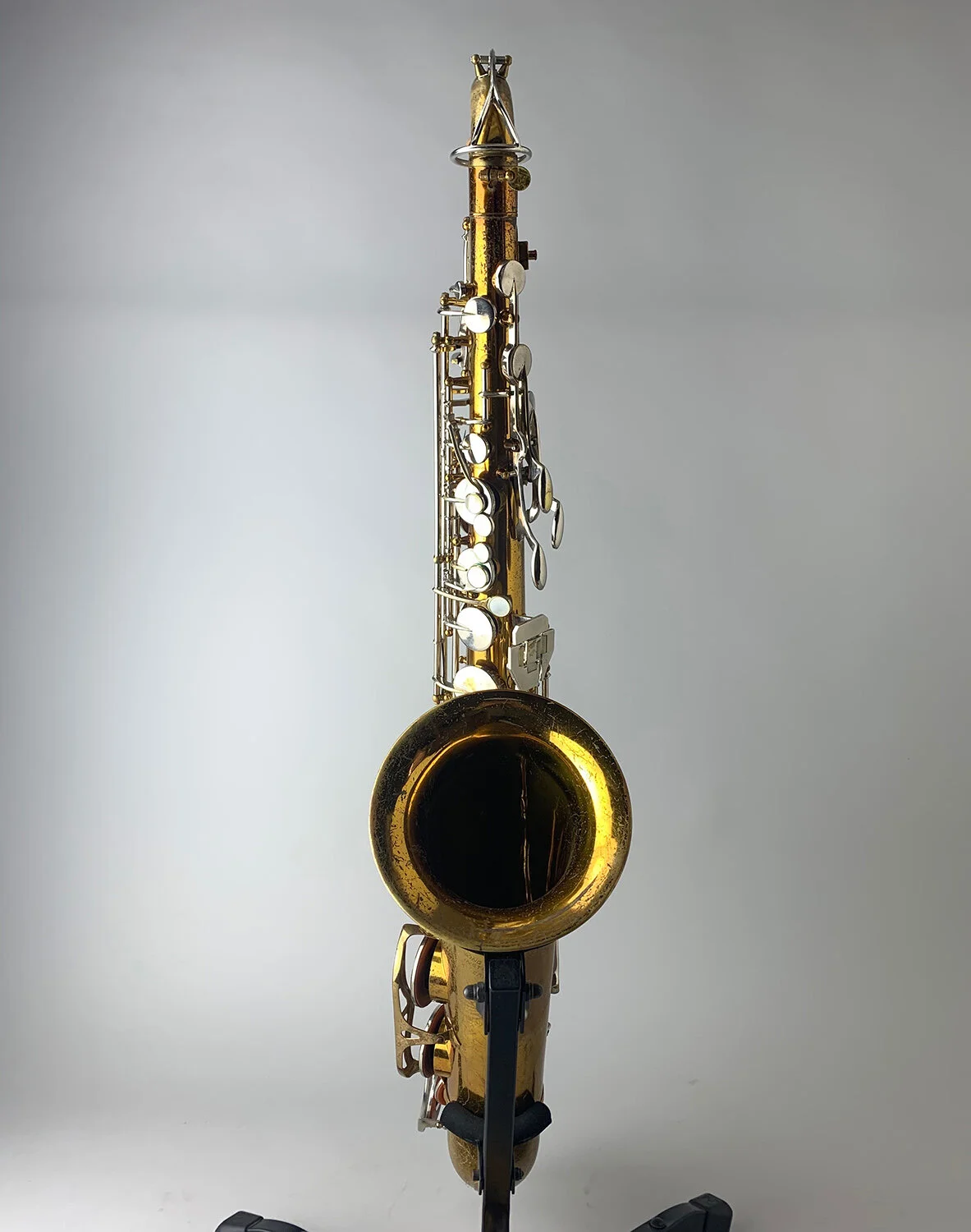 King-Zephyr-Tenor-Saxophone-437xxx_BarnardRepair_03.jpg