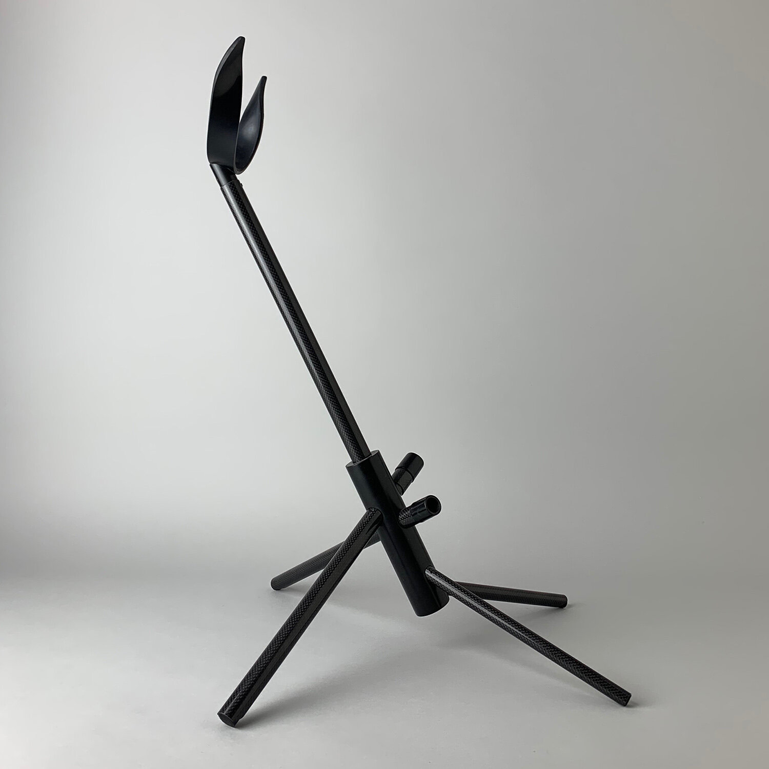 WD-Carbon-Fiber-Tenor-Saxophone-Stand_BarnardRepair_05.jpg